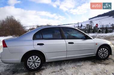 Седан Honda Civic 2001 в Воловце