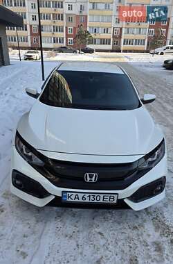 Хэтчбек Honda Civic 2016 в Киеве