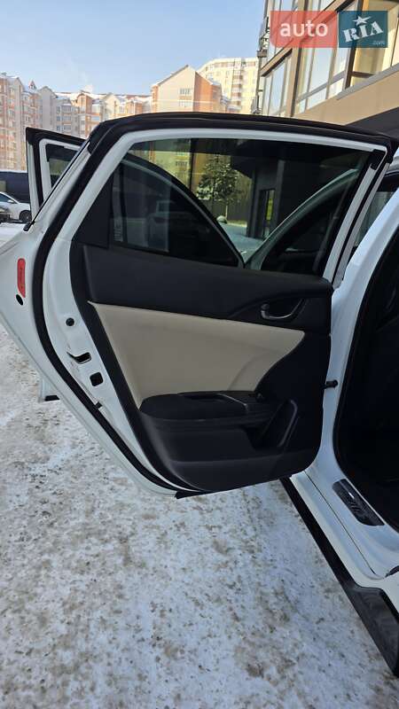 Хэтчбек Honda Civic 2016 в Киеве