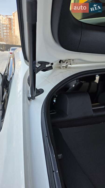 Хэтчбек Honda Civic 2016 в Киеве