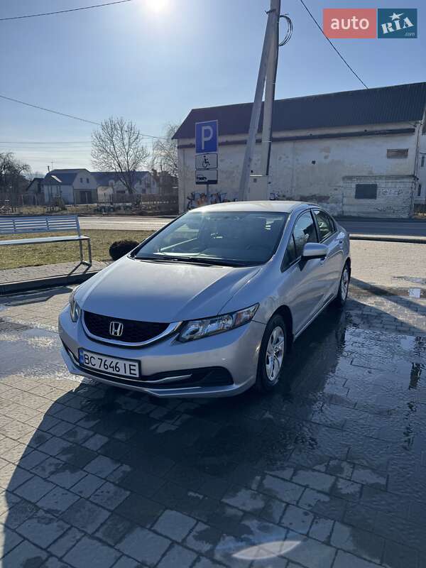 Седан Honda Civic 2014 в Дрогобыче