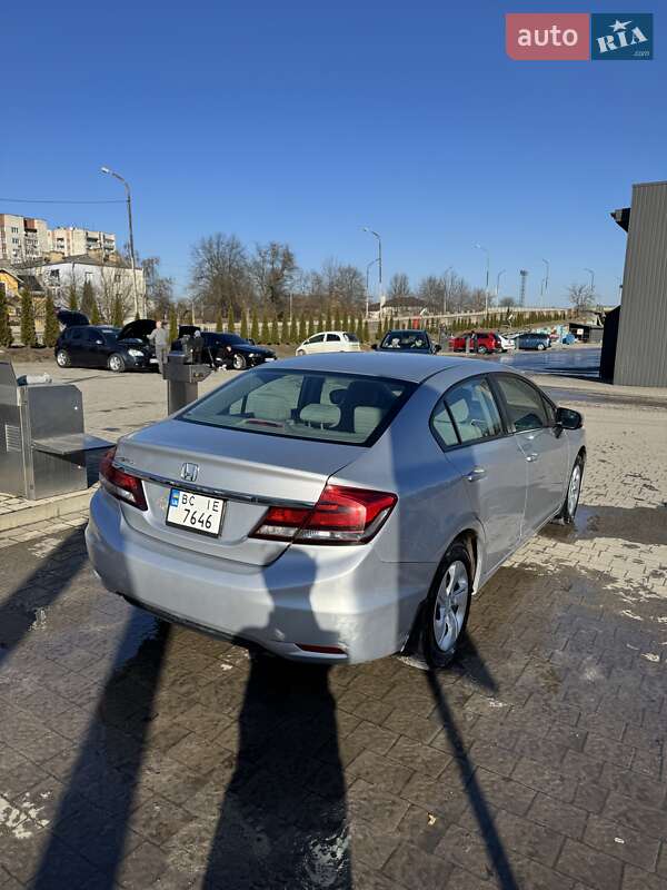 Седан Honda Civic 2014 в Дрогобыче