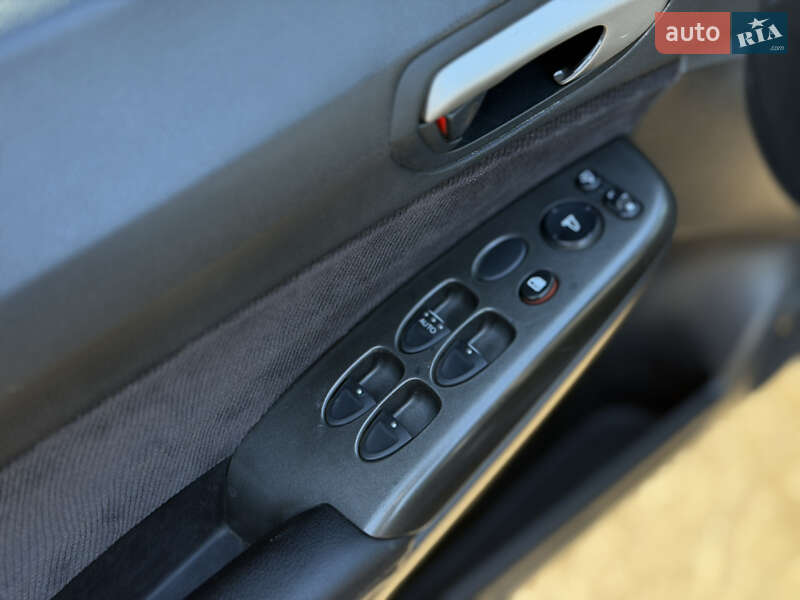 Седан Honda Civic 2006 в Житомире фото 17 Седан Honda Civic 2006 в Житомире