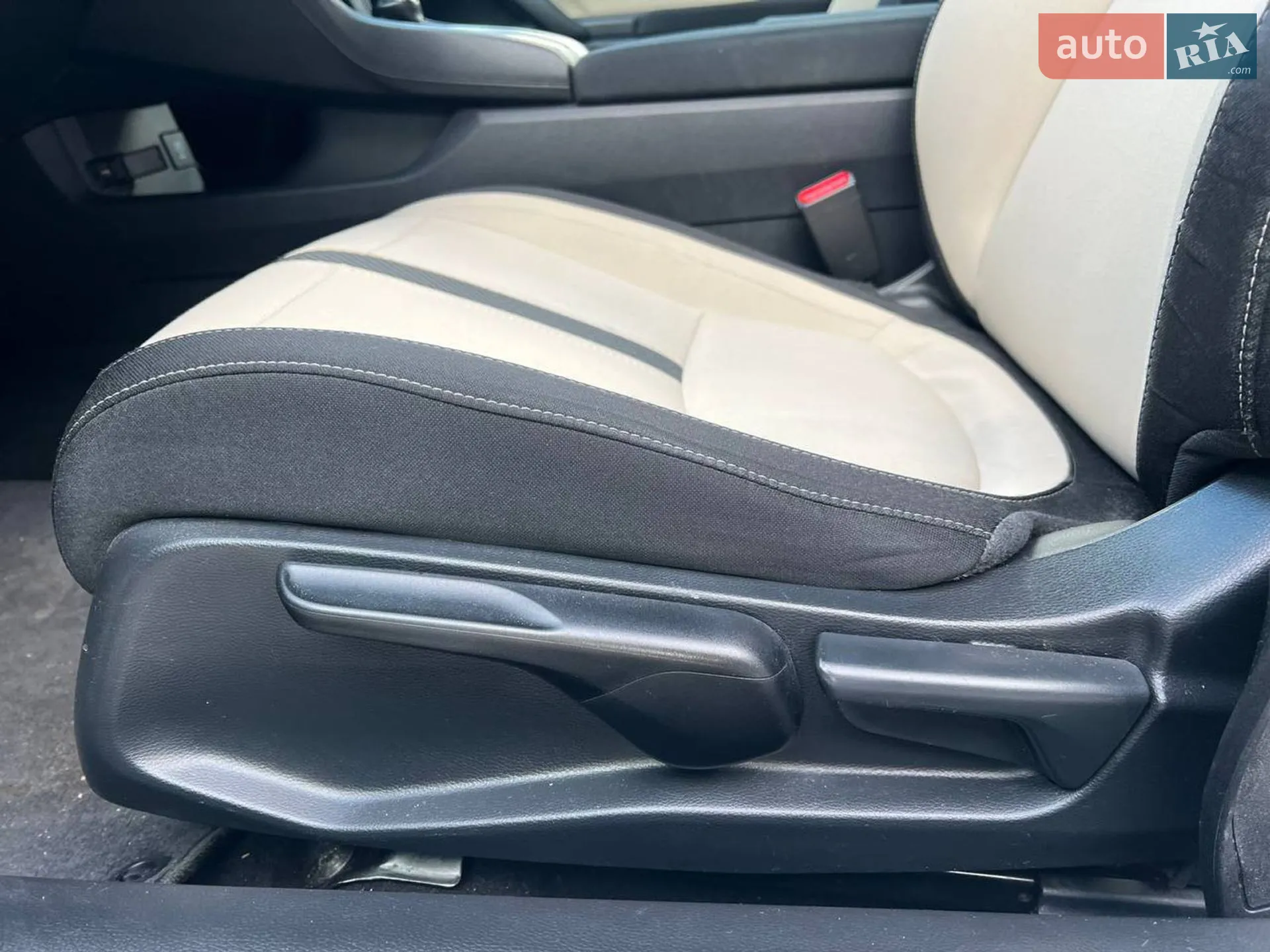 2016 Honda Civic - мініатюра 19