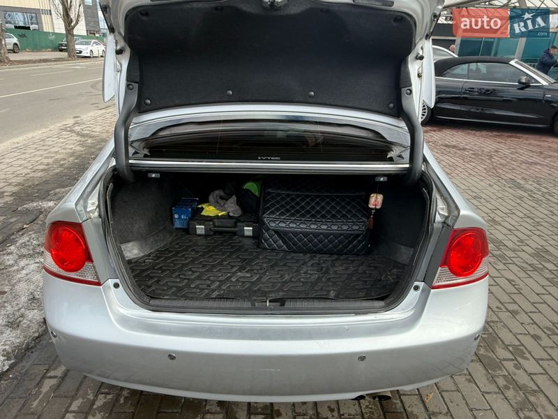 Седан Honda Civic 2007 в Киеве