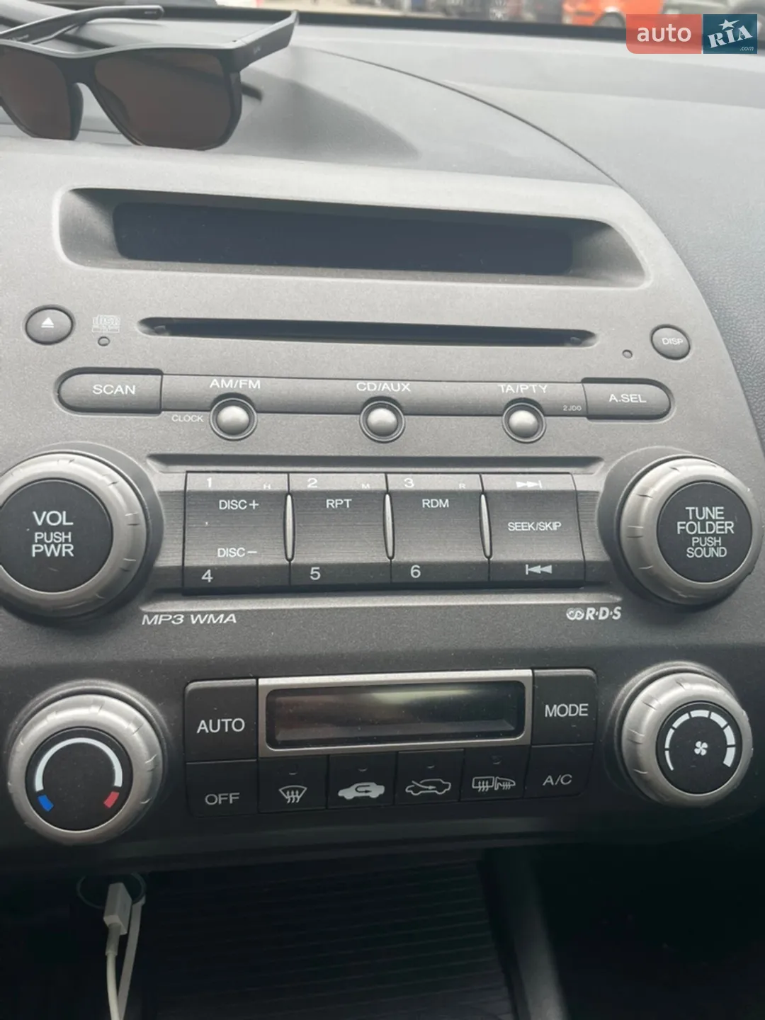 2011 Honda Civic - мініатюра 14