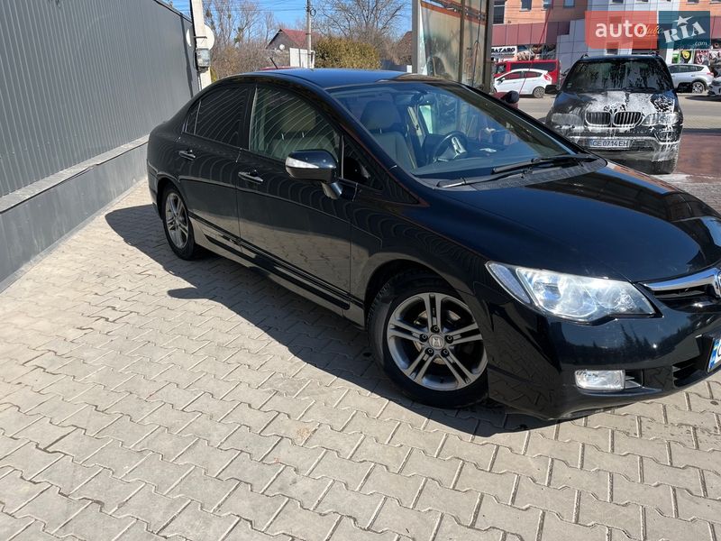 Седан Honda Civic 2008 в Черновцах