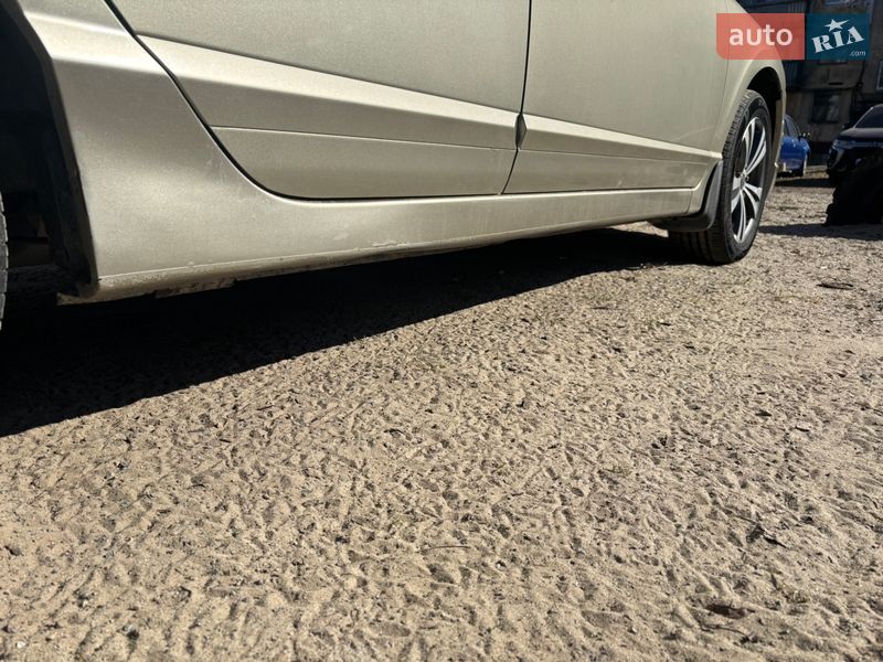 Хэтчбек Honda Civic 2008 в Днепре