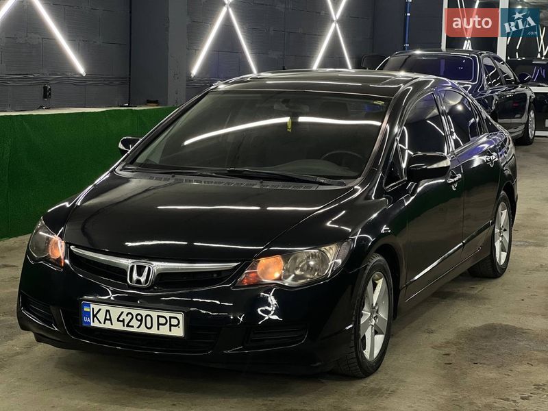 Седан Honda Civic 2008 в Киеве
