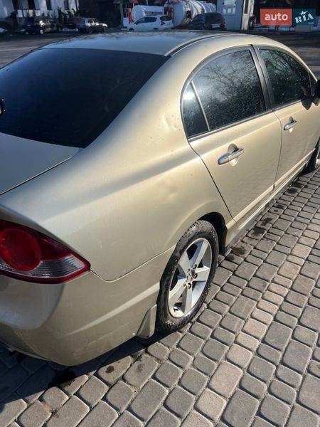 Седан Honda Civic 2008 в Бобрке