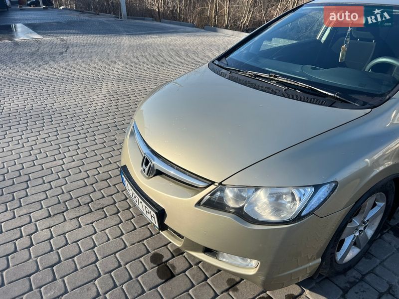 Седан Honda Civic 2008 в Бобрке