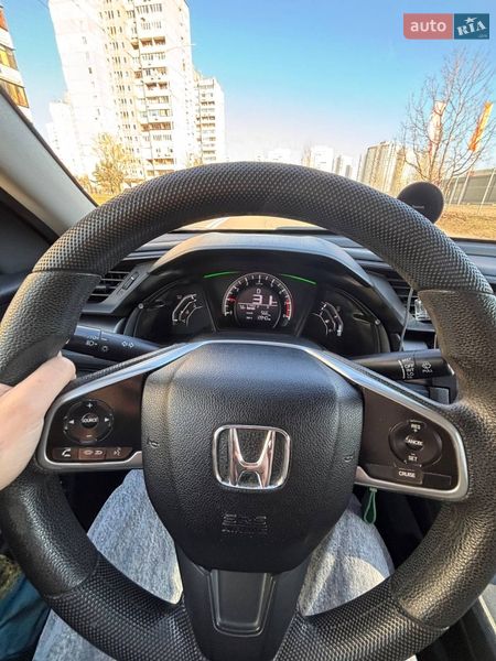 Седан Honda Civic 2016 в Киеве фото 13 Седан Honda Civic 2016 в Киеве