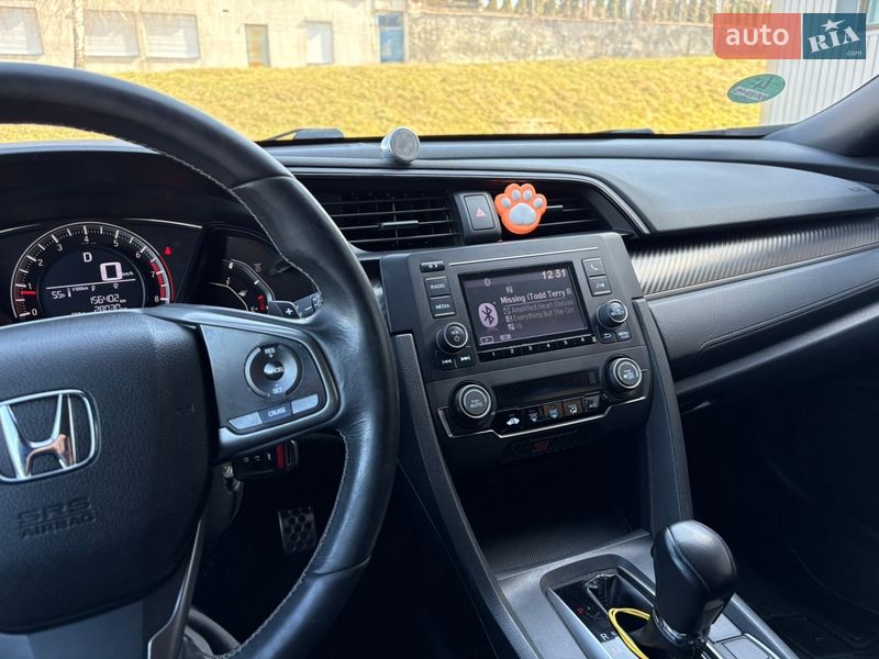 Хэтчбек Honda Civic 2017 в Львове