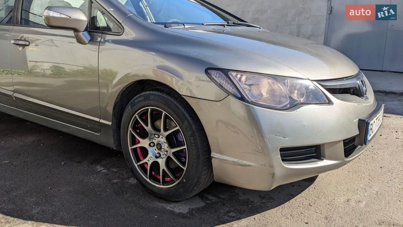 Седан Honda Civic 2006 в Львове
