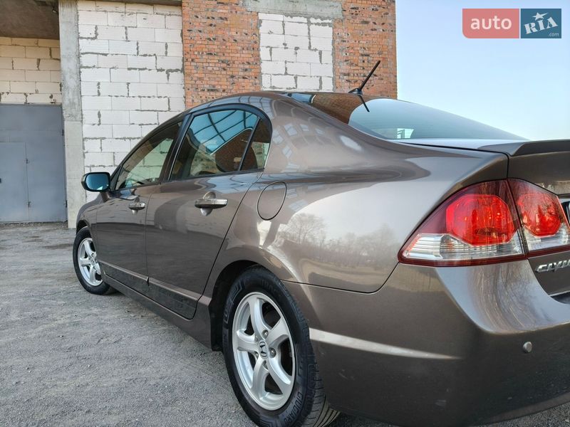 Седан Honda Civic 2009 в Хмельницком