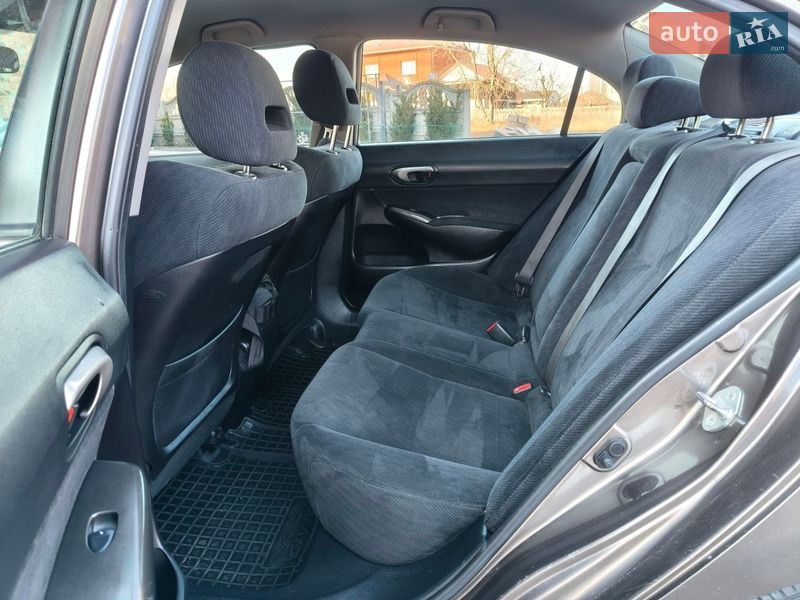 Седан Honda Civic 2009 в Хмельницком