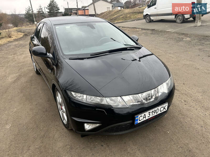 Хэтчбек Honda Civic 2008 в Умани