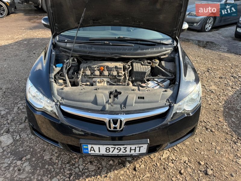Седан Honda Civic 2008 в Чернигове