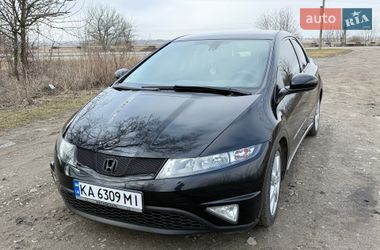Хэтчбек Honda Civic 2007 в Яготине