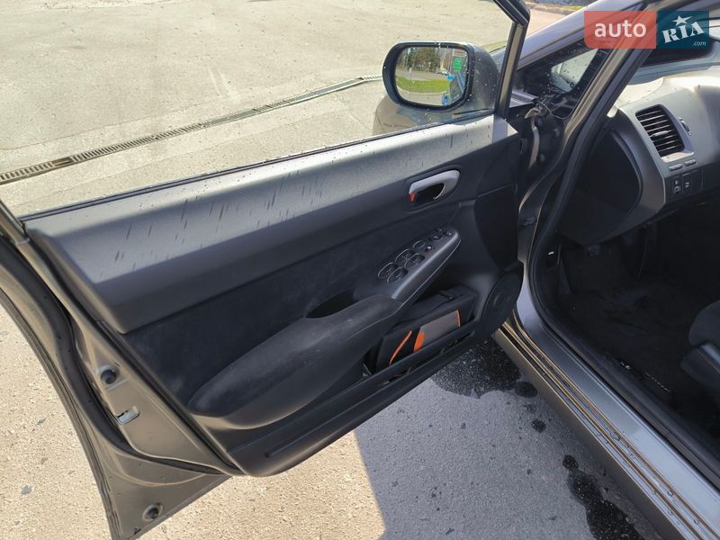Седан Honda Civic 2007 в Миргороде