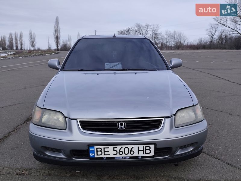 Хэтчбек Honda Civic 1995 в Южноукраинске