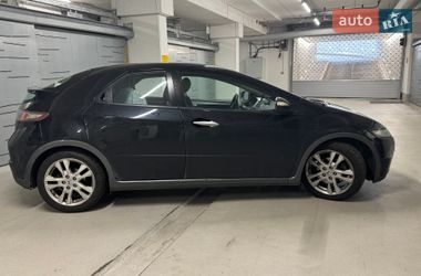 Хэтчбек Honda Civic 2009 в Киеве