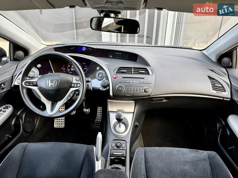Хэтчбек Honda Civic 2008 в Киеве
