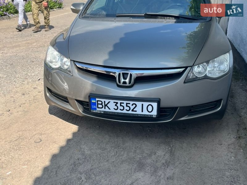 Седан Honda Civic 2007 в Рокитном