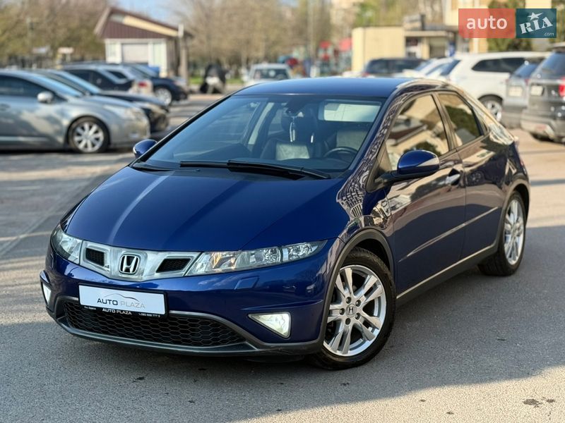 Хэтчбек Honda Civic 2009 в Одессе