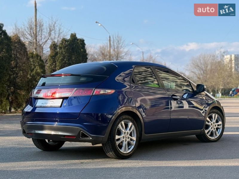 Хэтчбек Honda Civic 2009 в Одессе