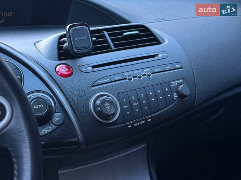 Хэтчбек Honda Civic 2007 в Новом Роздоле