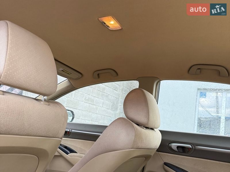 Седан Honda Civic 2008 в Ременеві