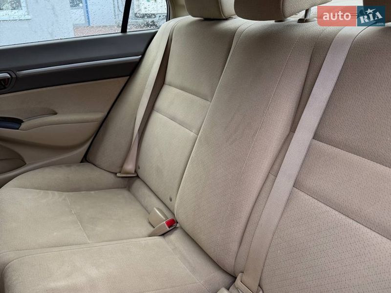 Седан Honda Civic 2008 в Ременеві