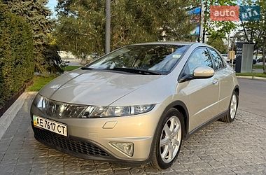 Хэтчбек Honda Civic 2008 в Днепре