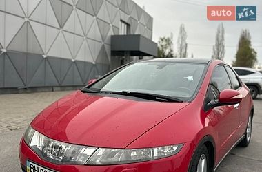 Хэтчбек Honda Civic 2007 в Горишних Плавнях