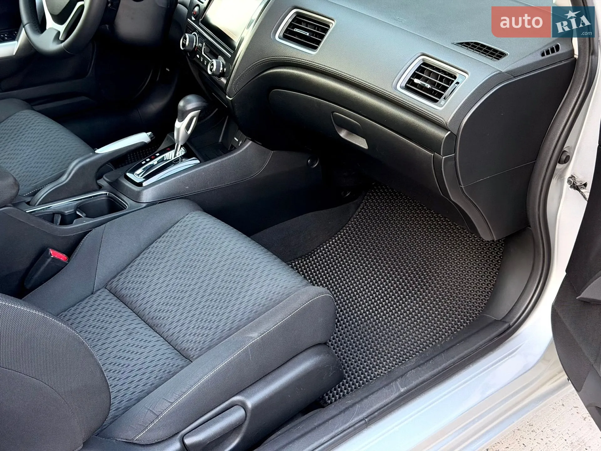 2014 Honda Civic - мініатюра 28