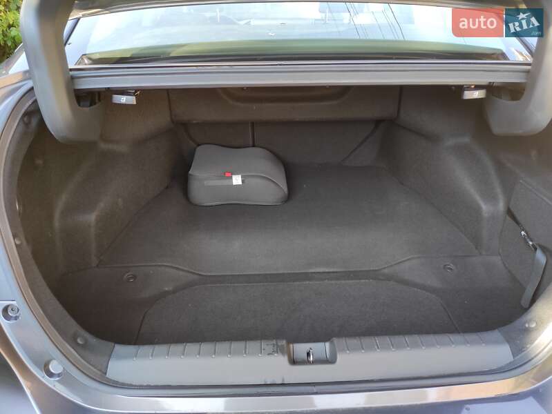 Седан Honda Clarity 2018 в Вишгороді