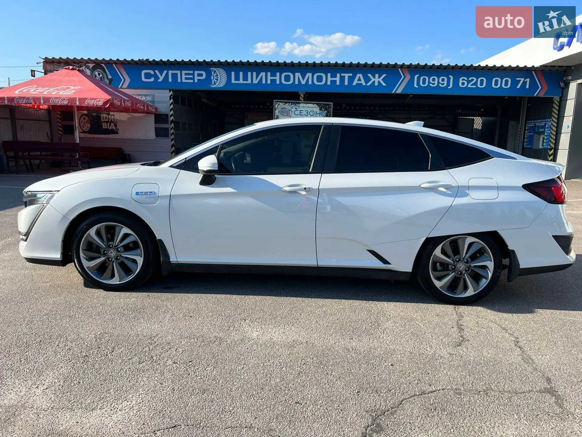 2017 Honda FCX Clarity - мініатюра 9