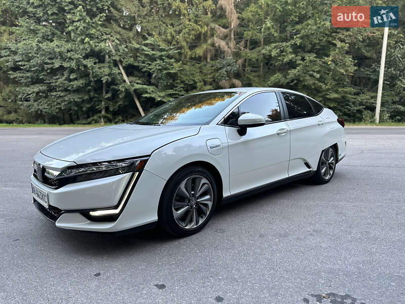 Седан Honda Clarity 2018 в Хмільнику