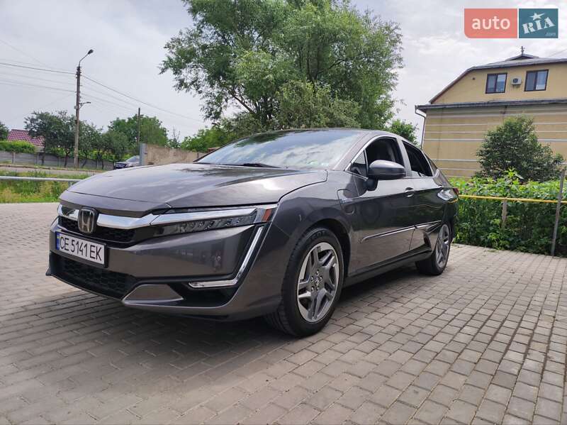 Седан Honda Clarity 2018 в Новоселице