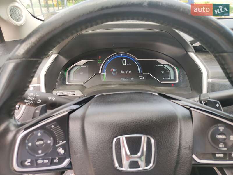 Седан Honda Clarity 2018 в Новоселице