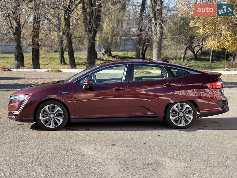 Седан Honda Clarity 2018 в Хмельнике