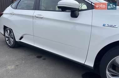 Седан Honda Clarity 2018 в Благовещенском