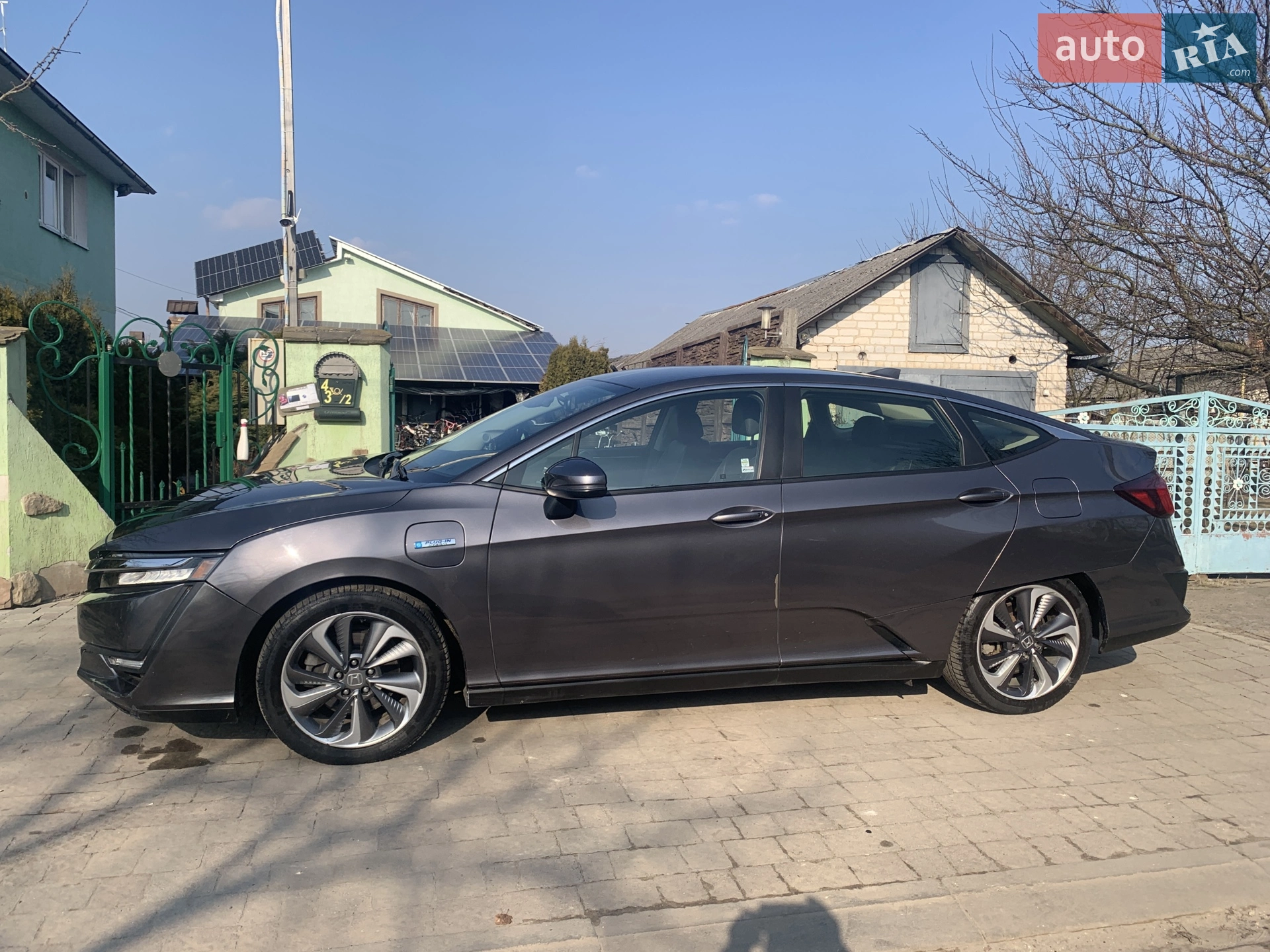 2017 Honda FCX Clarity - фото 1