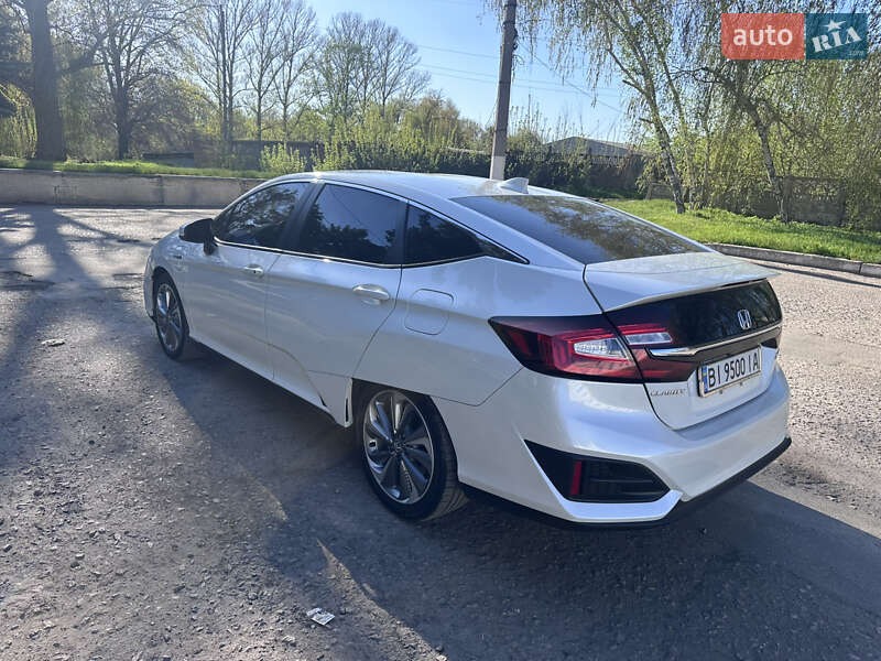Седан Honda Clarity 2018 в Полтаві