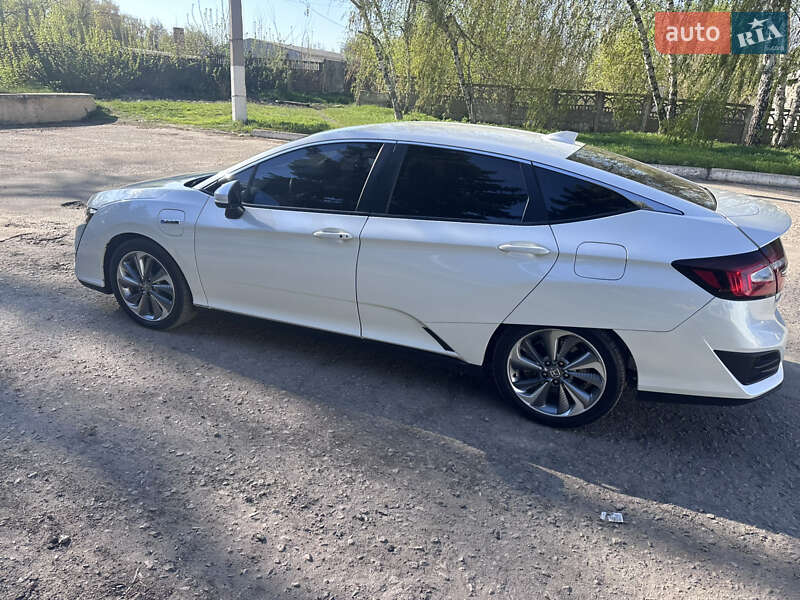 Седан Honda Clarity 2018 в Полтаві