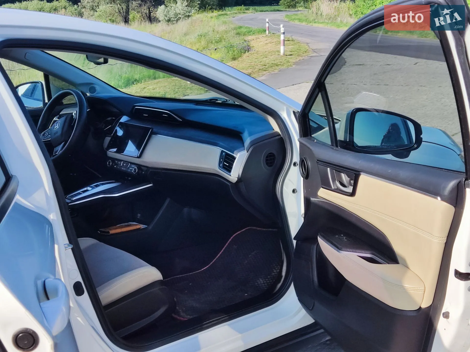 2018 Honda FCX Clarity - мініатюра 15