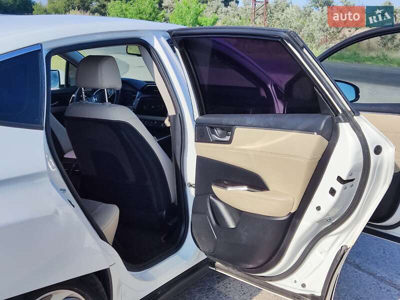 Седан Honda Clarity 2018 в Кременчуці