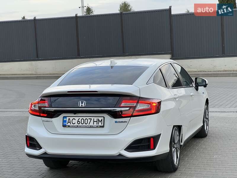 Седан Honda Clarity 2017 в Луцьку