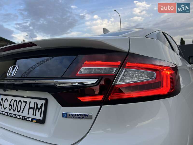 Седан Honda Clarity 2017 в Луцьку